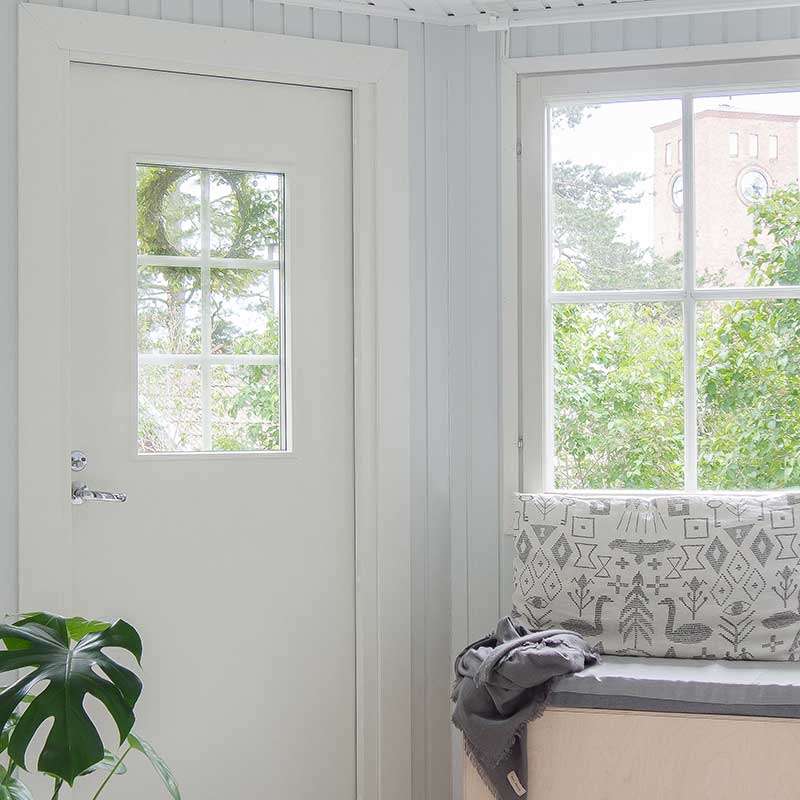 swedoor-valisuks-eco-function-wadden-valge-ncs-s-0502-y-esik-w800